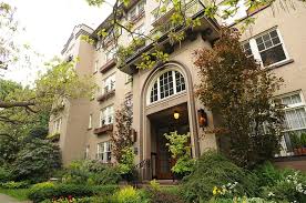 Vancouver Real Estate - West End 3BR Condo Sales Summary