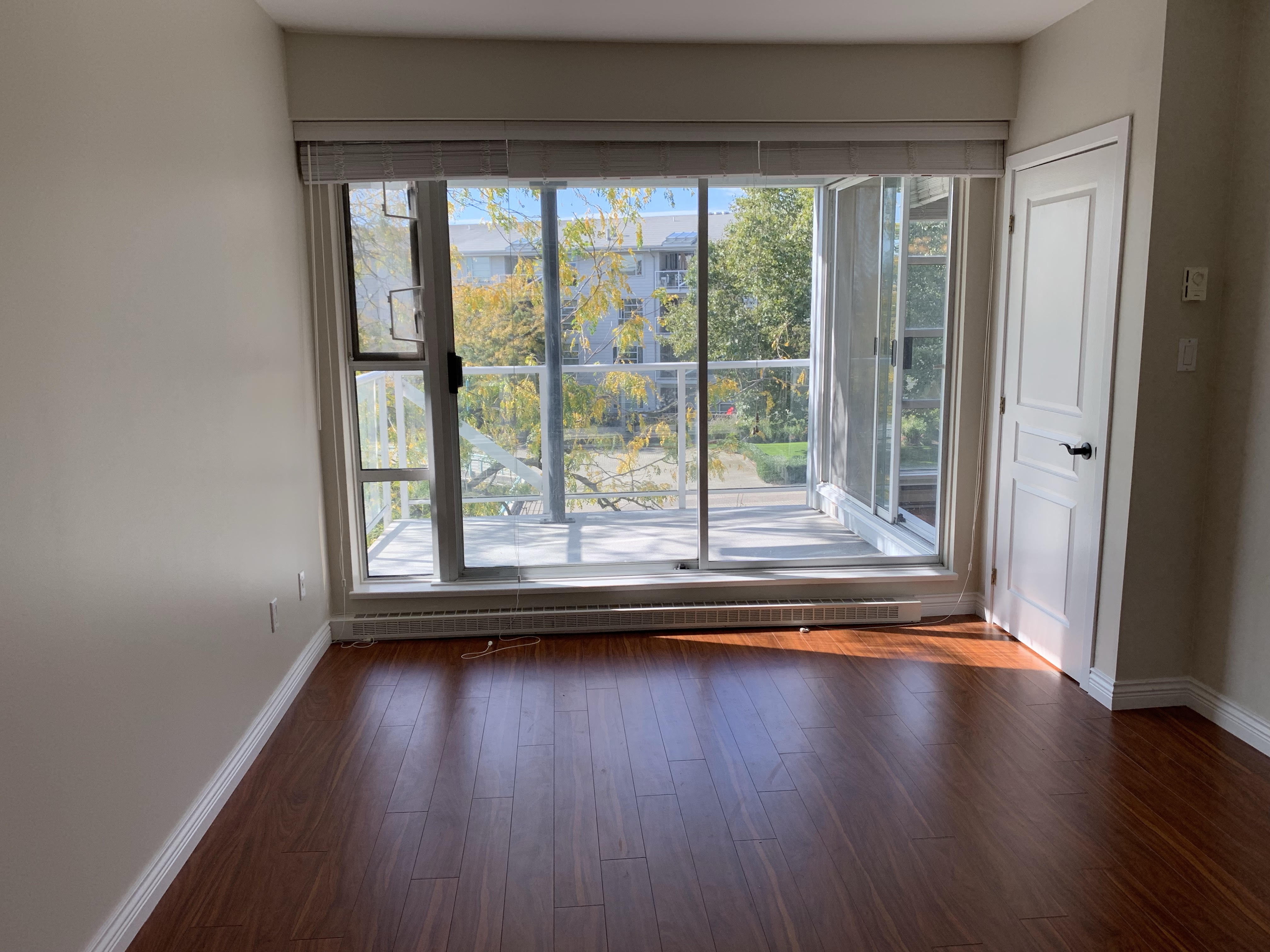 303, 2020 E Kent Ave - 2BR, Waterfront